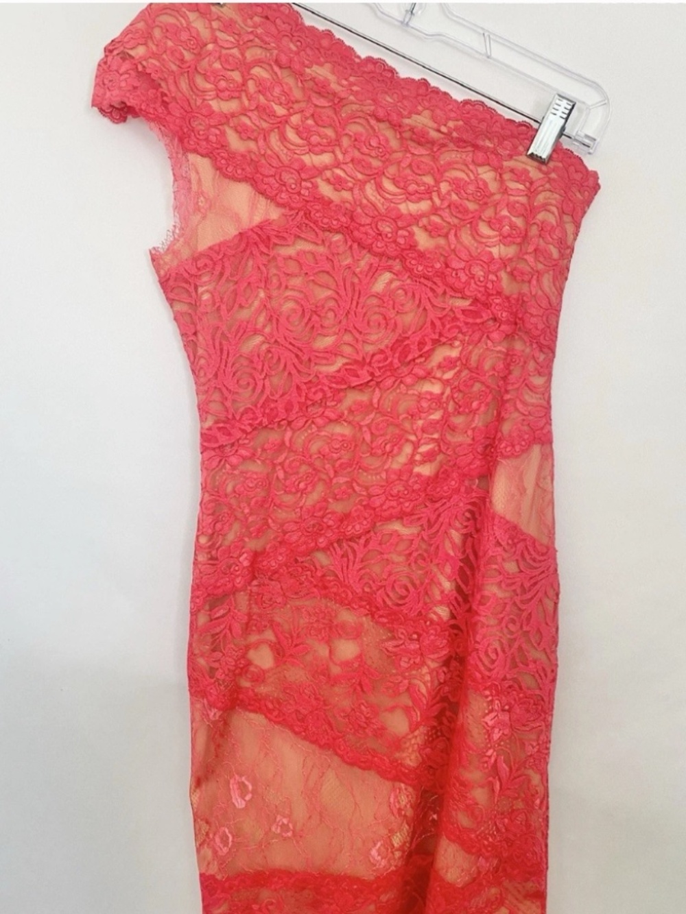 New Bebe pink cream overlay floral lace one shoulder sexy party dress - Picture 4 of 4